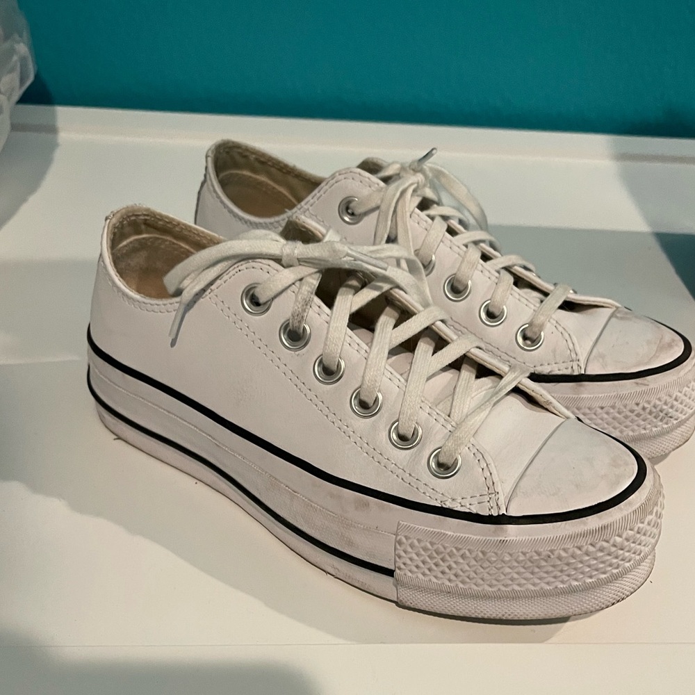 White platform converse size 6 women’s